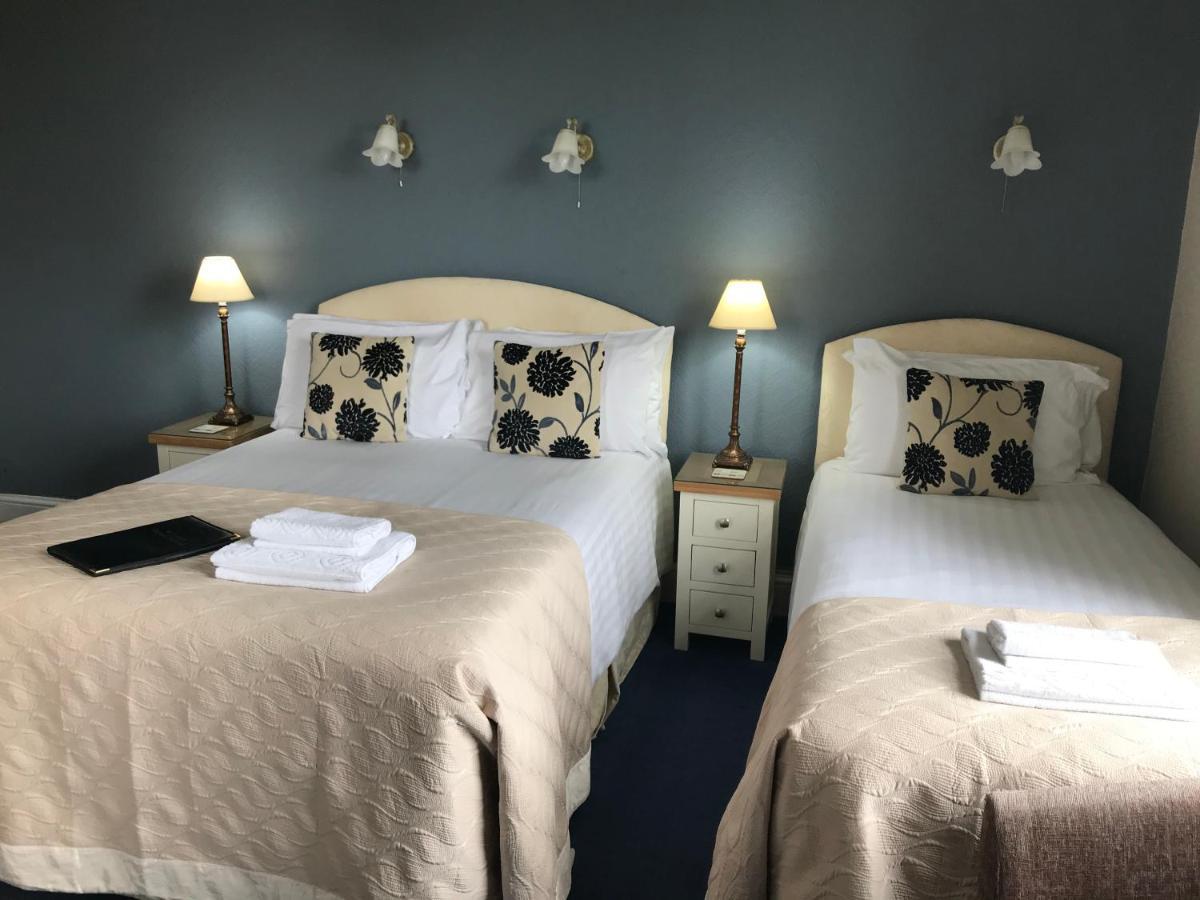 Orchard Hill 3*